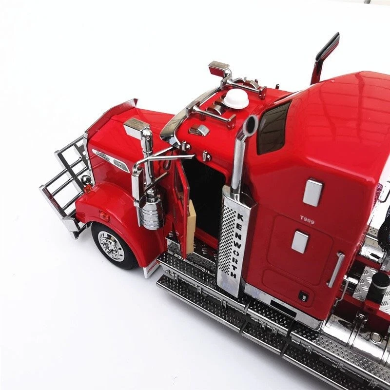 New 1:32 Kenworth T909 Traction Head Australia Trailer Head Alloy Transporter - Image 3 of 4