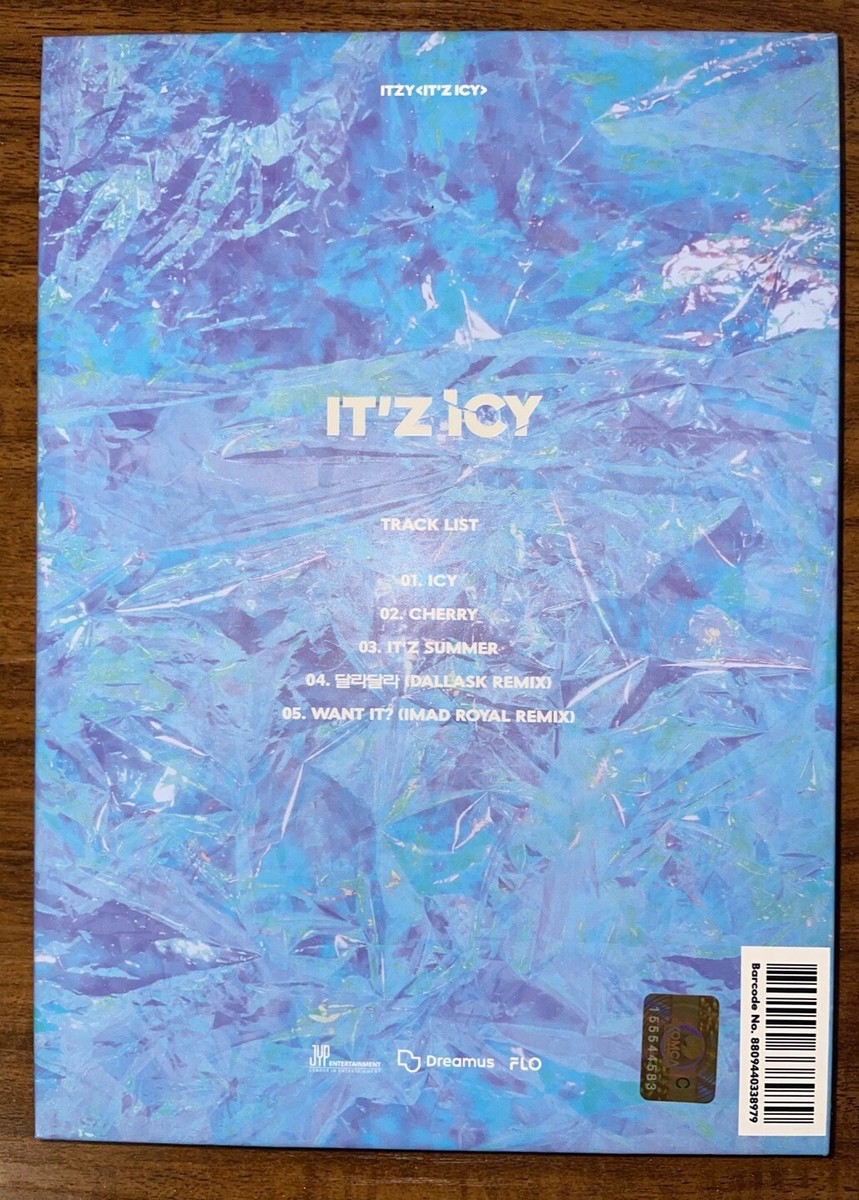 ITZY [IT'Z ICY] LIA AUTOGRAPHED SIGNED ALBUM MWAVE ICY VER. | eBay