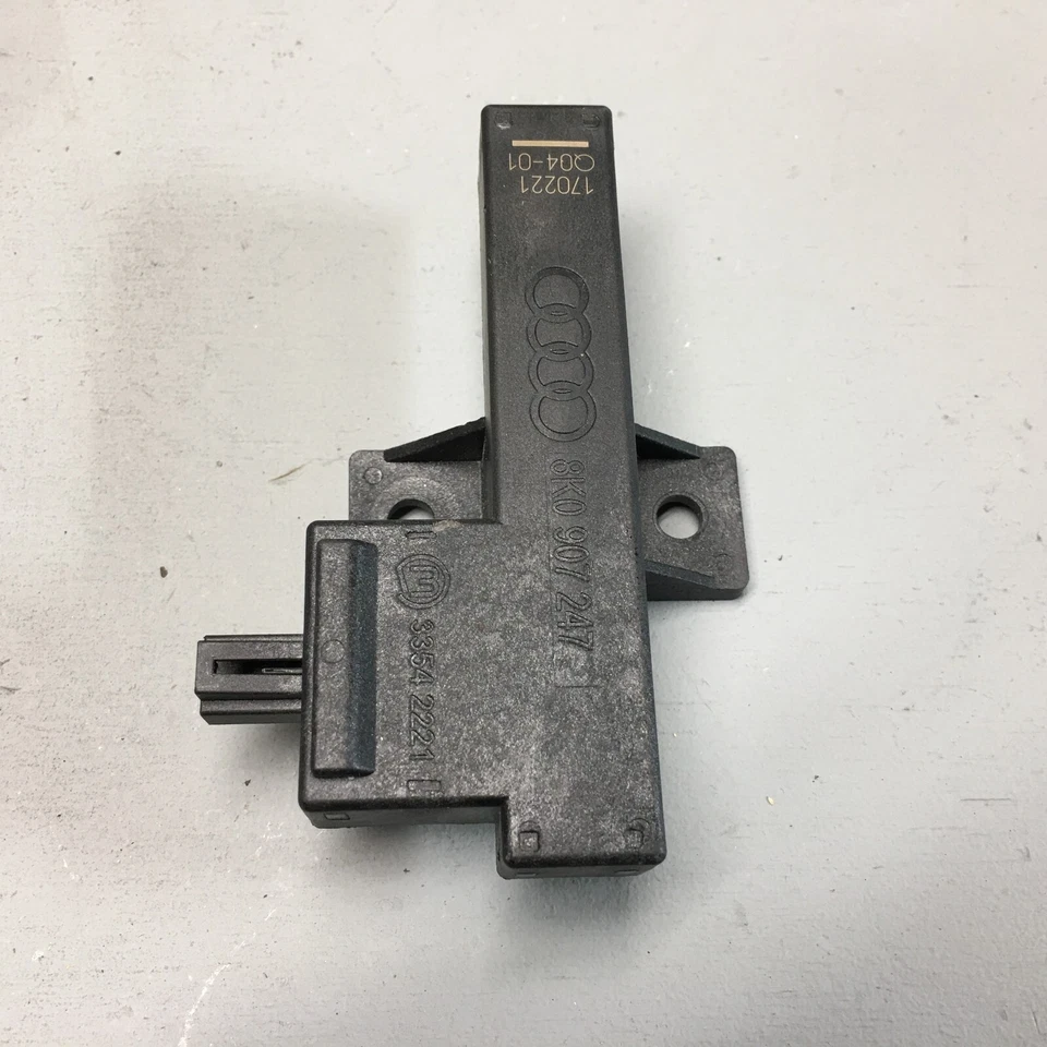 2012-2018 Audi A6 Quattro Keyless Entry Access Antenna OEM - image 2 of 4