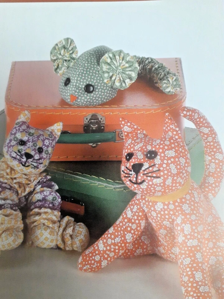 Yo Yo Cat Mouse Plush Stuffed Indygo Junction Craft Sewing Pattern Kottke IJ817  - Image 2 of 4