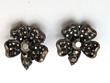 Vintage Albert Weiss Black Rhinestones Japanned metal Earrings 1952 Fashion