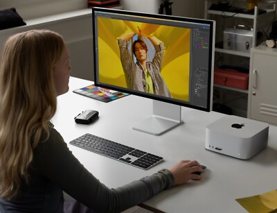 Mac Studio (2022) – Apple M1 Max 32-Core GPU – 64GB RAM • 2TB, 4TB