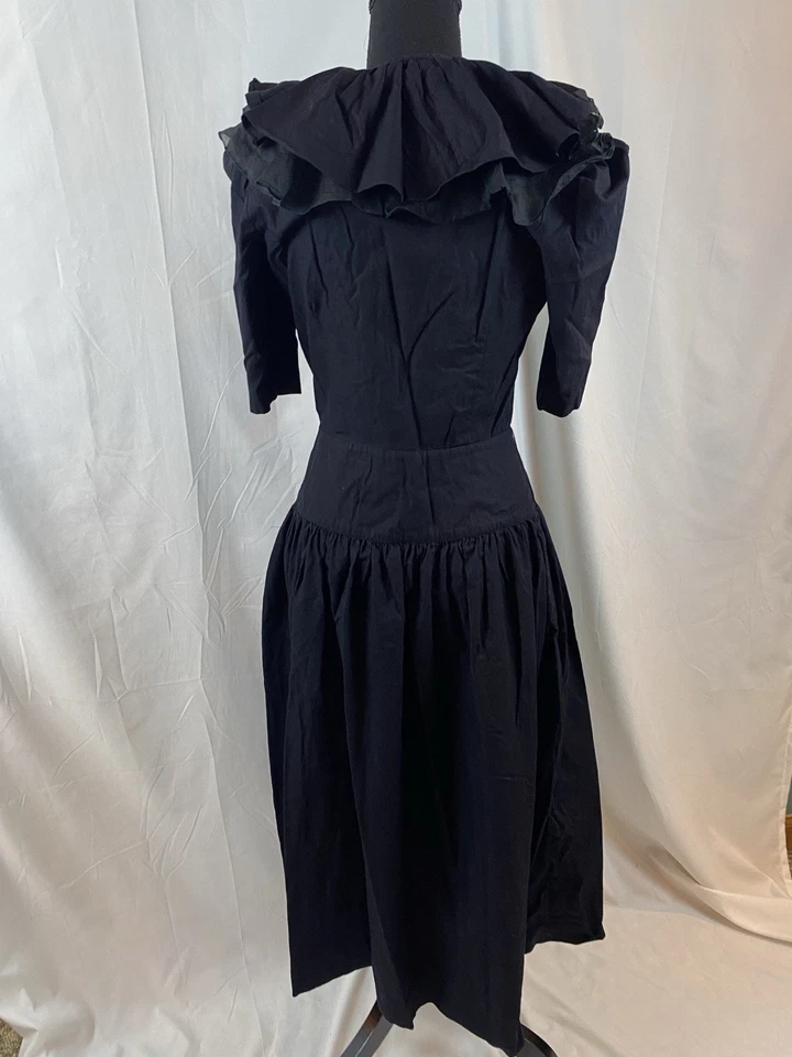 Vestido De Colección Años 80 Rickie Freeman Para Teri Jon Negro Poeta Cuello Volantes Talla 8 Foto 4 de 4