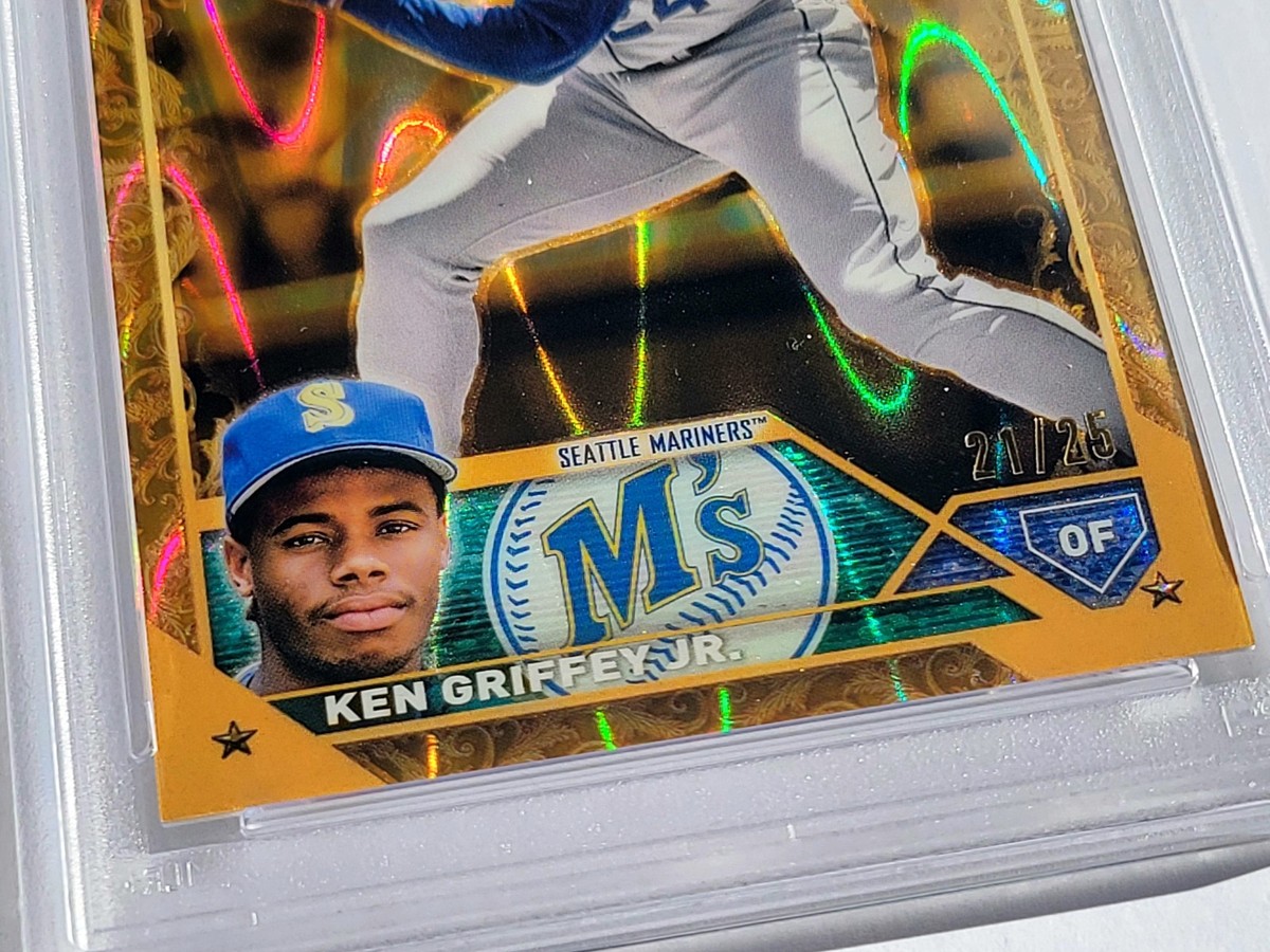 2023 Topps Gilded Collection - Ken Griffey Jr #136 Gold RayWave