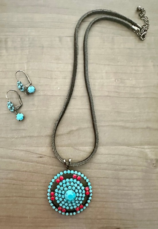 Boutique Turquoise & Brown Stone Necklace and Dangle Earring Set Oxidized Silver