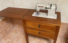 Mobile Contenitore Con Macchin…