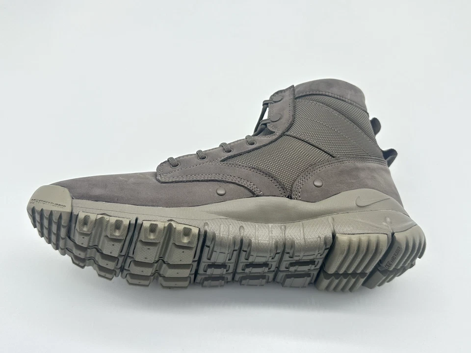 耐克 SFB 6 英寸 NSW 男式 11.5 码皮革深蘑菇灰色靴子 862507-201 — 第 4/4 张图片