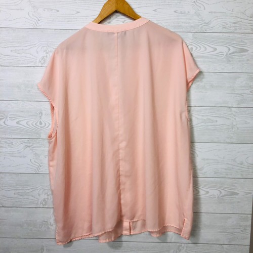 Eloquii Women's V Neck Button Front Top Cap Sleeve Light Pink Blouse Size 22 - Picture 3 of 5