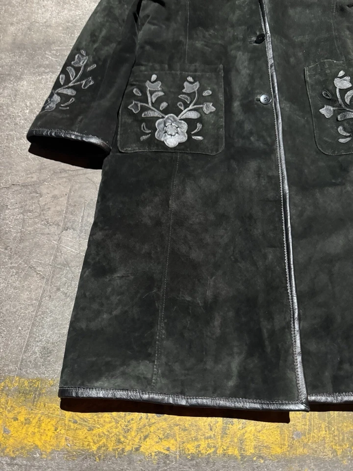 Abrigo Plumero De Colección Brandon Thomas Gamuza Grande Negro Vaquera Occidental Chic Flores Foto 3 de 4