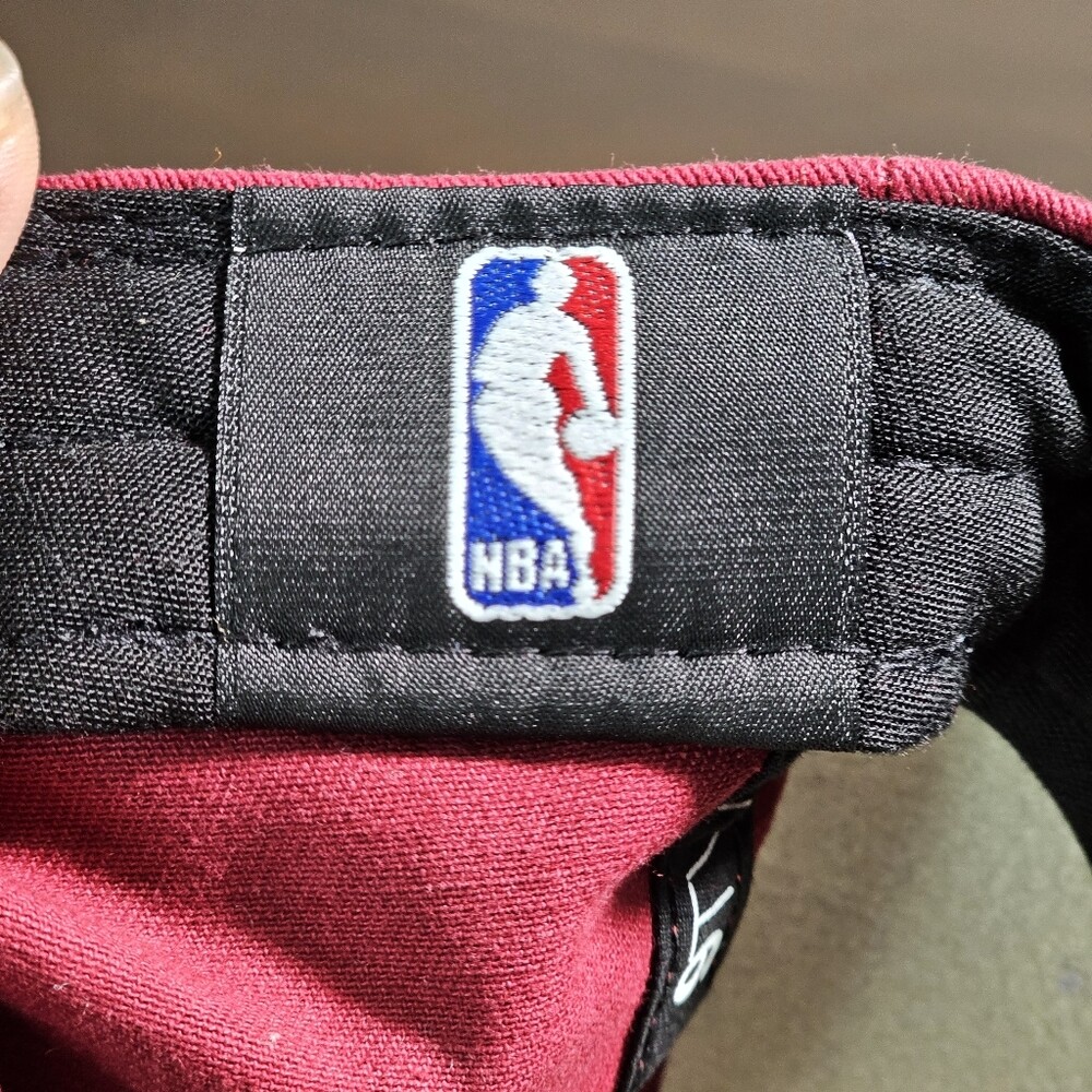 Cleveland Cavaliers New Era Dad Hat Cap Red Blue 9Twenty 920 Donovan Mitchell Cleveland Cavaliers New Era Dad Hat Cap Red Blue 9Twenty 920  main image 3