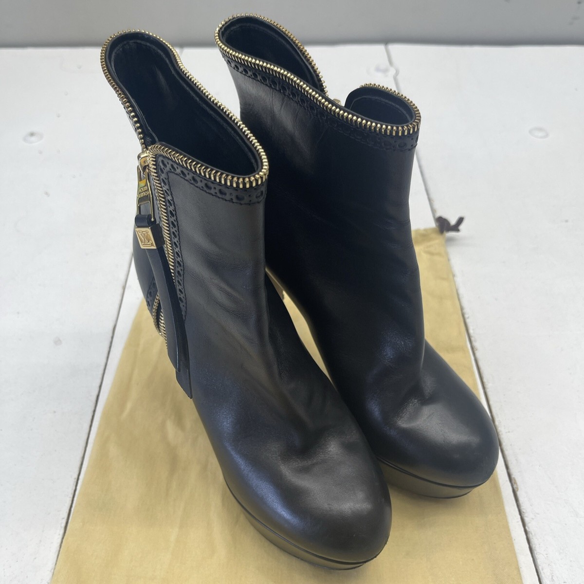 Louis Vuitton Black Leather Almond Toe Platform Ankle Zip 