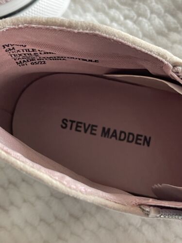 Kids Shoes Steve Madden Size 6 Vicey Skate Shoes Pink - Picture 9 of 9