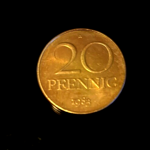 20 Pfennig Münze aus dem Umlauf 1983 DDR sehr schön erhalten