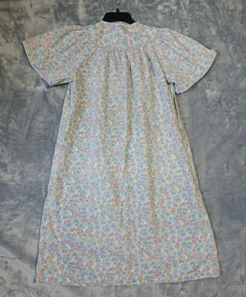 Vestido Camisón Kelly Reed Mujer Pequeño Perla A Presión Midi Floral Flor Azul Rosa Foto 3 de 4