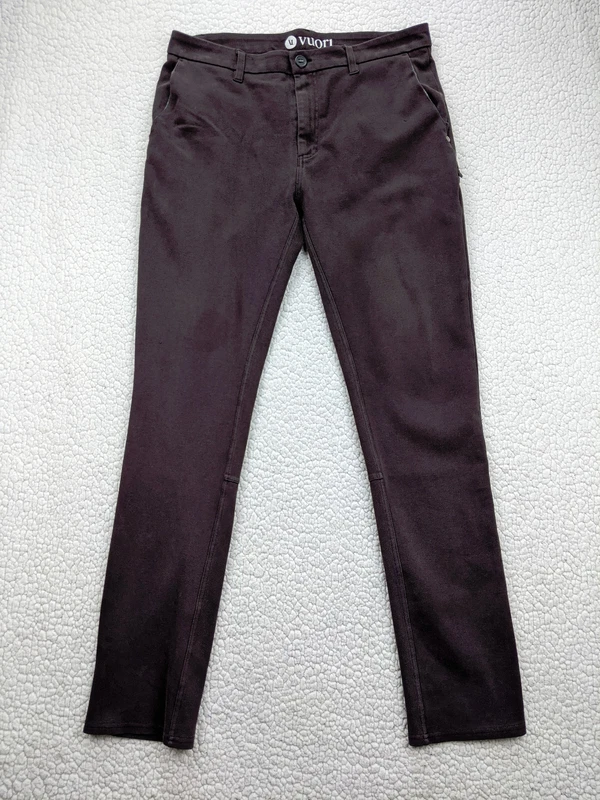vuori flex mid rise dark wash zip pocket pants