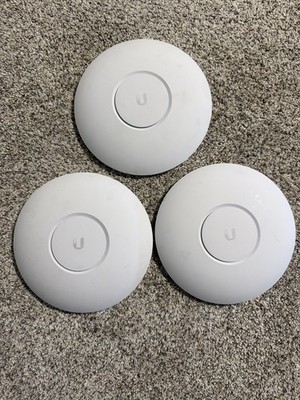 Ubiquiti UniFi UAP-AC-PRO Dual-Band 802.11AC Access Point lot of 3
