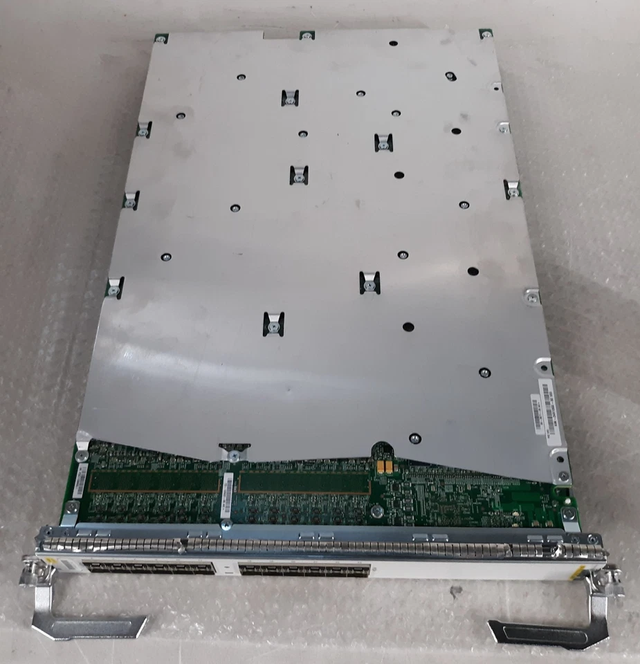 Cisco A9K-24X10GE-SE 24-Port 10GE Service Edge Optimized Line Card ASR 9000 - Image 3 of 4