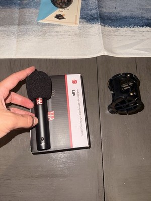 sE Electronics sE7 Small Diaphragm Wired Condenser Mic Black Mountable