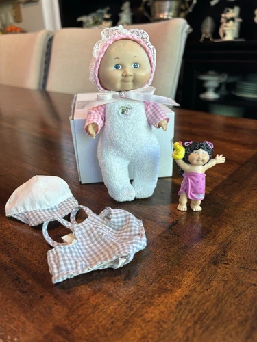 Vintage 1984 Cabbage Patch Kids Mini PVC Figure & Small Doll #9055