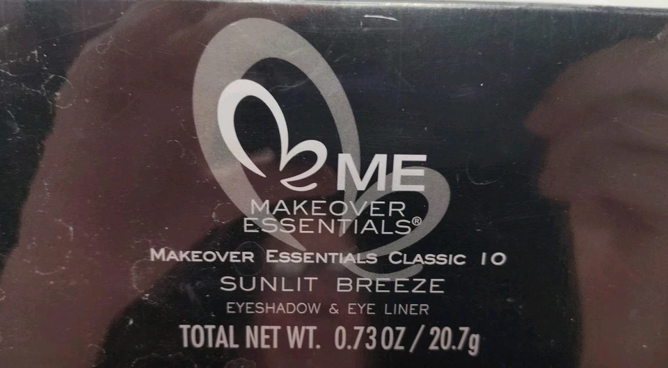 Makeover Essentials Sunlit Breeze Eyeshadow And Eye Liner Kit Brand New Sealed - Image 2 of 4
