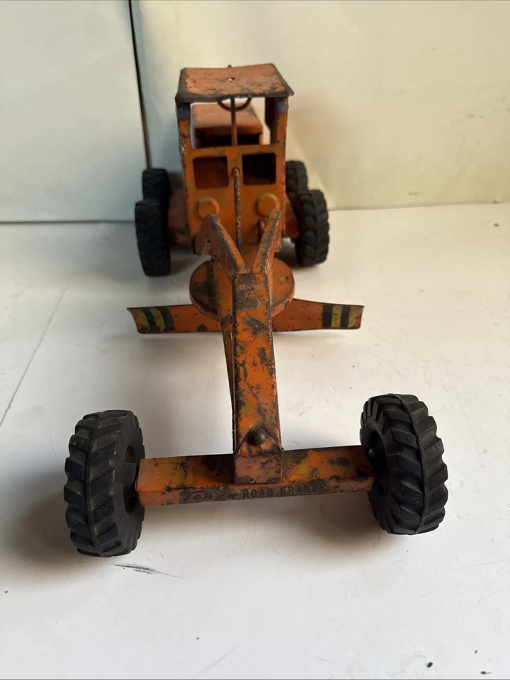 Vintage TONKA 1950’s State Hi-way Dept  Road Grader  Pressed Steel (18) - Image 3 of 4