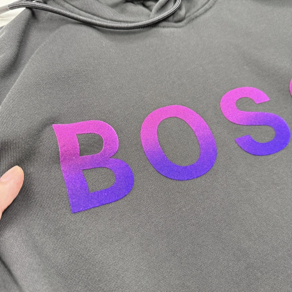 HUGO BOSS Moletom Pulôver com Capuz Masculino M/L Slim Fit Preto Logotipo Gradiente - Imagem 2 de 4