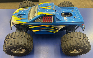 Monster Truck Losi LST2 1/8 4x4 Nitro RC Hobby De colección LEER Reparación/Piezas