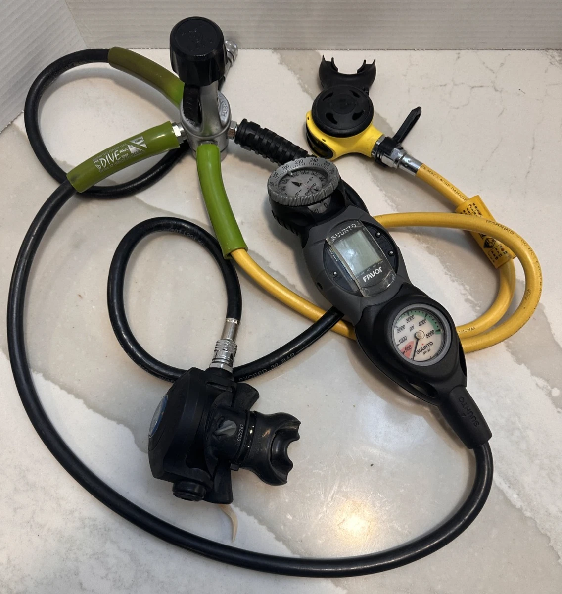 AQUA LUNG Yoke and Calypso Regulator Set with computer Scuba Diving