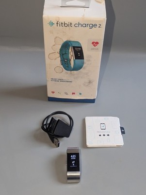 Fitbit Charge 2 Herzfrequenz Fitness Aktivitätstracker, Milanaise Loop Armband