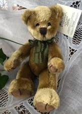 RUSS BERRIE  - 7" POSABLE BEAR - DUNWELL