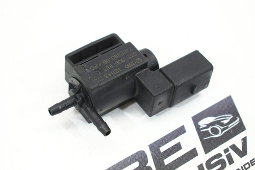 Audi RS5 8F Cabrio 4.2 FSI Magnetventil Magnetumschaltventil Ventil 037906283C