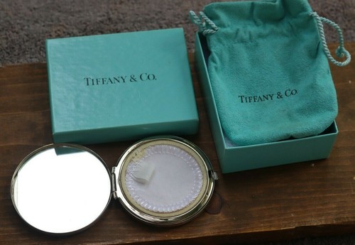Vintage Tiffany Co 925 Sterling Silver Powder Compact Make Up Mirror Case Box Ebay Vintage Tiffany Co 925 Sterling Silver Powder Compact Make Up Mirror Case Box Ebay