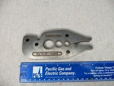 pex fitting pocket crimper