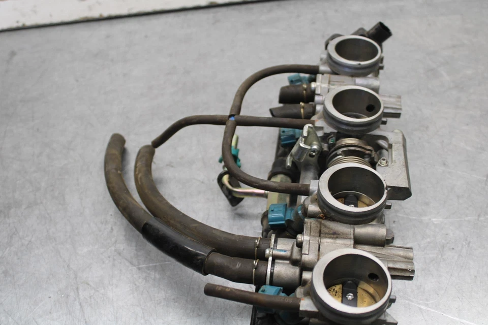 2008 Honda CBF1000 MAIN FUEL INJECTORS / THROTTLE BODIES BB641 - Image 3 of 4