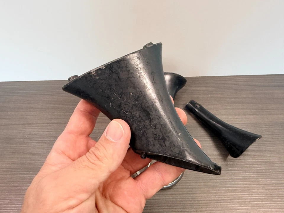 PIEZAS DE LUZ TRASERA FORD 1937 de colección años 30 Hot Rat Street Rod SCTA cupé Foto 3 de 4