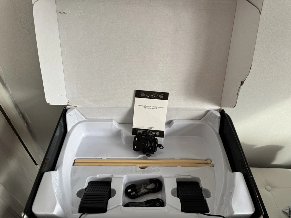 Batería eléctrica Amazon con altavoces incorporados Foto 3 de 4