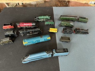 Job Lot Triang Hornby Including A Wren Spares Or Repair (model mallard)