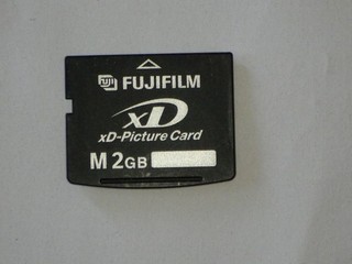 xD Picture Card 2GB Fujifilm Type M with MSUSB 300 READER