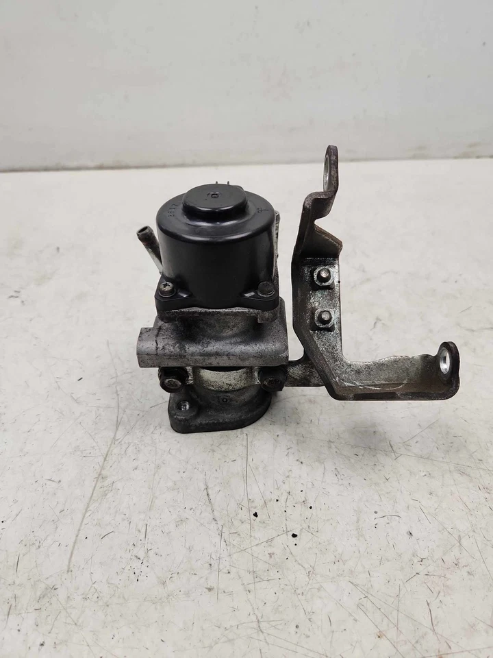 Válvula Subaru Forester EGR 2014-16 OEM P/N 14710AA780 Foto 3 de 4