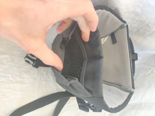 Lowepro Rezo TLZ 20 Medium Camera Bag Carry Case For SLR / Bridge Cameras - Picture 7 of 8