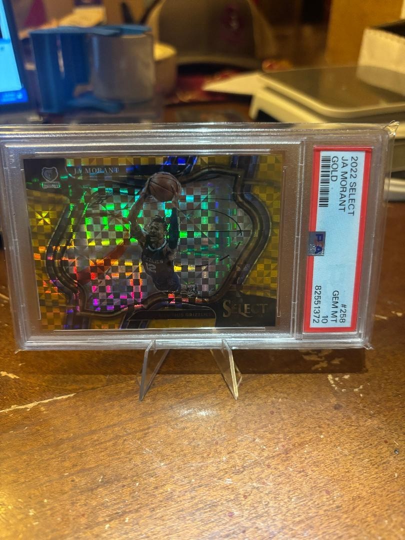 2022-23 Panini Select Courtside Ja Morant Gold Prizm  3/10 PSA 10