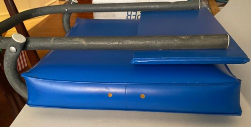 VTG/Antique Rare Metal Padded Vinyl Folding Stadium Bleacher Seat Chair - Picture 7 of 10