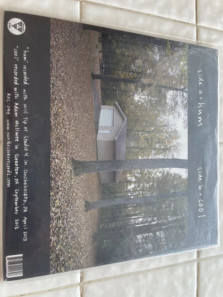 Tigers Jaw "Hum" 7" почти как новый /900 больше не издающийся Title Fight Balance and Composure Turnover - Изображение 3 из 3