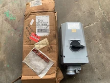 Interlocked Arktite Receptacle CRS33542 NEW