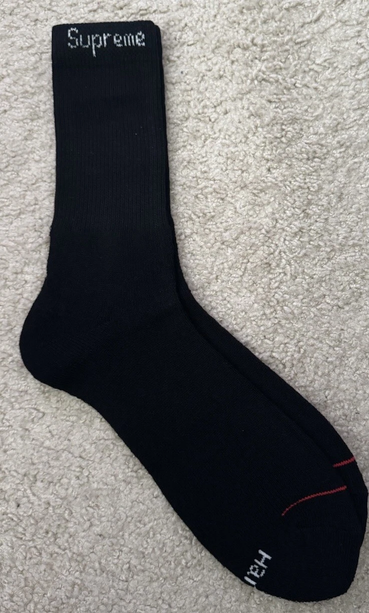 SUPREME / CHAUSSETTES NOIRES HANES / SIMPLES / UNE PAIRE / 100% AUTHENTIQUES / avec autocollant