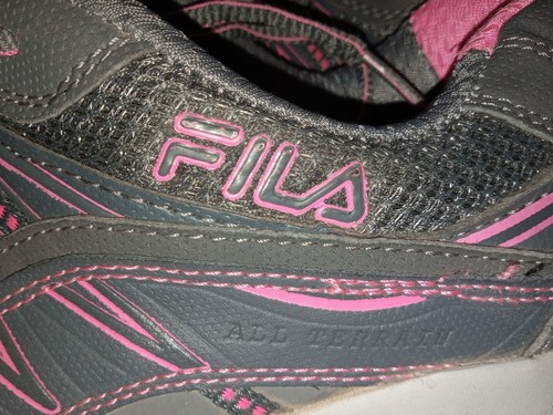 Fila All Terrain Athletic Running Shoes Women's Size 9.5 Gray/Pink Sneakers - Picture 2 of 8