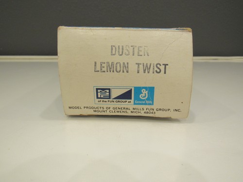 1973 Plymouth Duster Dealer Promo 1/25 scale model car Lemon Twist BOX ONLY MPC - Picture 5 of 5