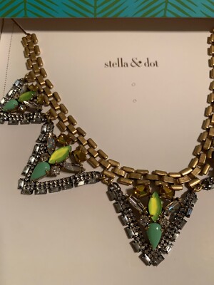 NIB Stella Dot Palmia Necklace GOLD GREEN