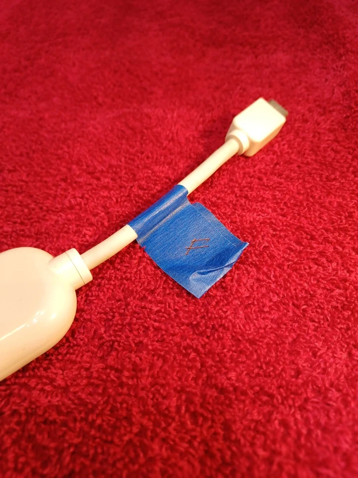 Apple Mac Male DVI to Female VGA Monitor 9 Inch Long Adapter Cable - Image 2 of 4