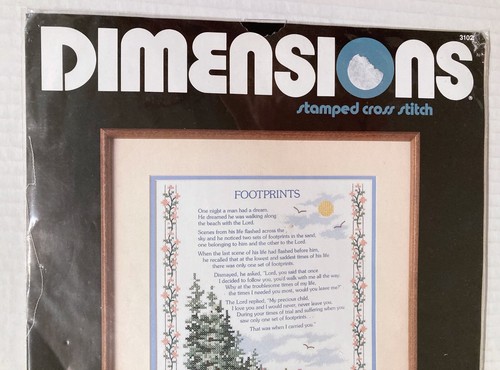 Vintage '89 Dimensions FOOTPRINTS Stamped Cross Stitch Kit 11x14 Foot Steps Sand - Picture 8 of 10